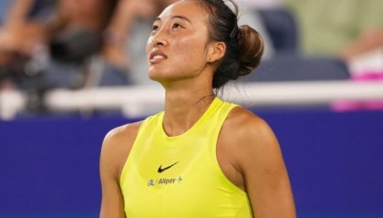 kaiyun-郑钦文12连胜遭到终结 美网前释放压力并非坏事