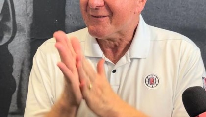 开云体育下载-鲍尔默：小卡是世界顶级球员 天空才是我们的极限