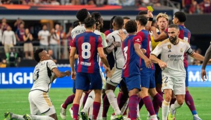 皇马与巴萨没有友谊，正如典礼中场没有复刻版