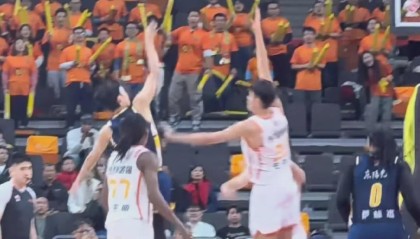 CBA官方解说，怎么可以这样？抖音体育连夜道歉！