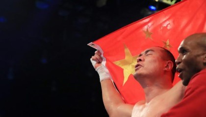 开云-重量级过渡拳王张志磊：独自上场杀出血路的勇士