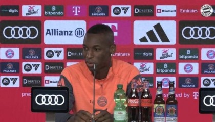 kaiyun体育-体面！杰克逊：赫内斯是传奇 我很尊重他，我只专注于帮球队赢球