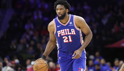 kaiyun-正负值+15最高！恩比德17中6拿19分13板7助3帽 罚球7中6