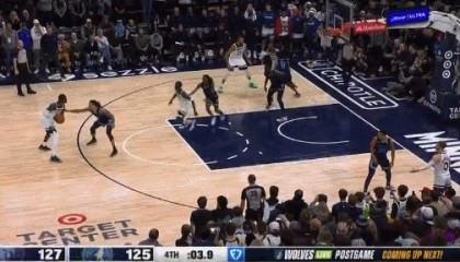 开云-逞英雄失败？狼队记者：华子绝杀球并未执行战术