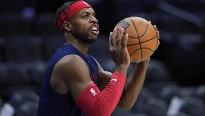 开云体育下载-“汤神替身”成弃子？拿手好戏实则是双刃剑 老鹰重建不养闲人|希尔德|勇士|克雷·汤普森|三分球|亚特兰大老鹰队_新浪体育_新浪新闻