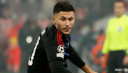 开云体育下载-重磅报价！利物浦4300万英镑求购“欧洲顶级天才”，急补中卫缺口