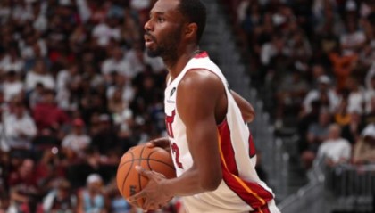 kaiyun-湖人紧追维金斯，佩总考虑续约八村垒施压热火？