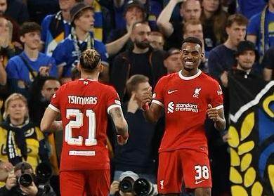 1696555592842031456.jpg 11.jpg